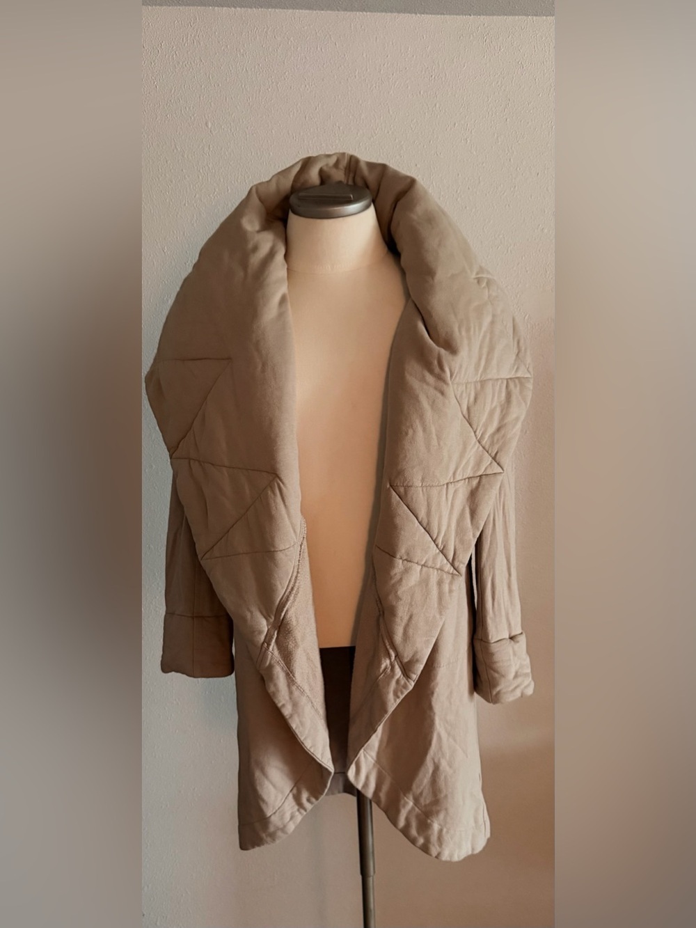 Young Fabulous & Broke Sandrine Coat Jacket Quilted Fleece Pocket Beige Size S/M
